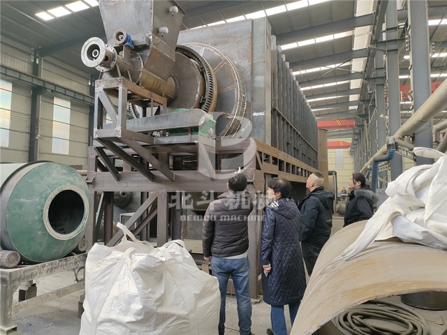 客户到访蜜桃在线观看视频机械考察秸秆91蜜桃精品国产